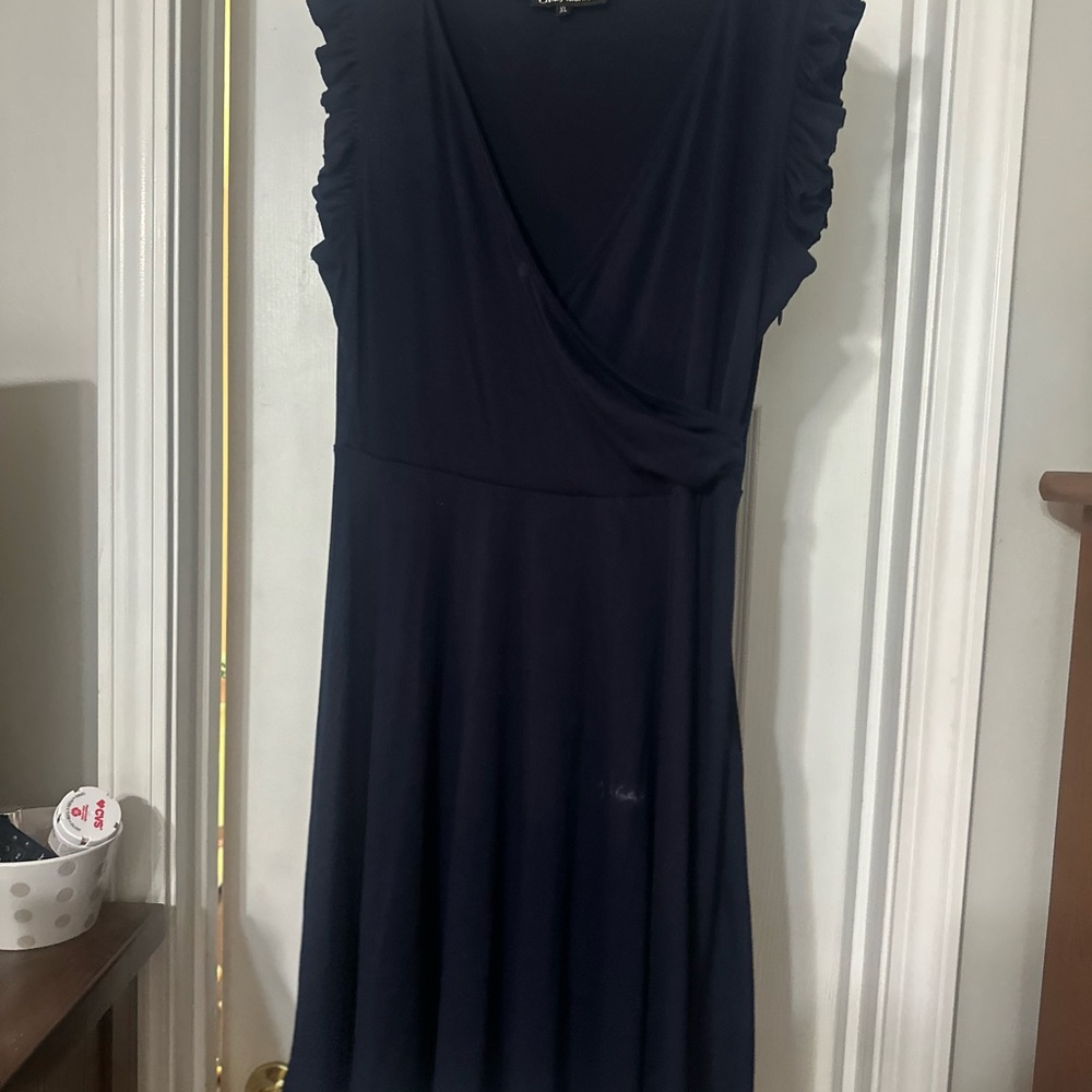 Amazon Essentials Black Sleeveless V-Neck Sundress